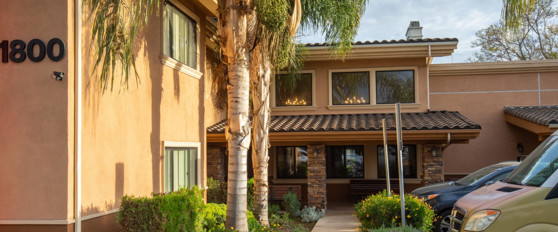 Finding the Right Housing Options for Caregivers in Orange County